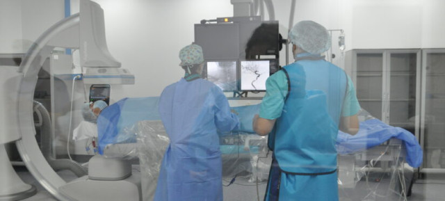 Пять операций в один день провели на новом ангиографе хирурги ННМЦ