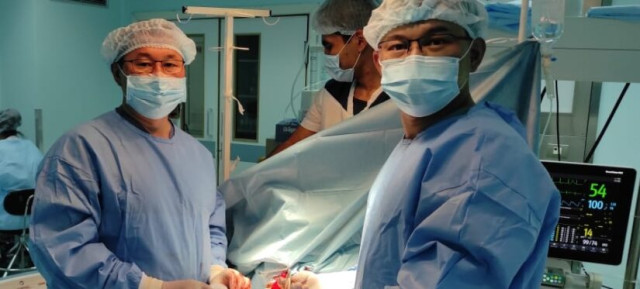 Торакальные хирурги провели сложную операцию 59-летнему пациенту