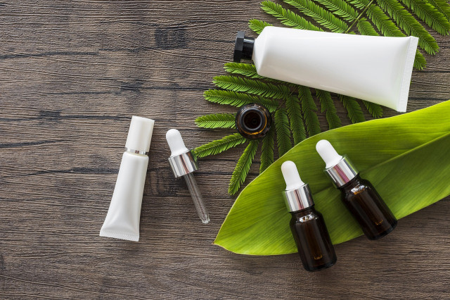Recent studies confirm the importance of natural ingredients in cosmetic products for skin health