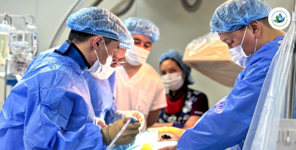 В ОТДЕЛЕНИИ ИНТЕРВЕНЦИОННОЙ КАРДИОЛОГИИ №1 НАЦИОНАЛЬНОГО НАУЧНОГО МЕДИЦИНСКОГО ЦЕНТРА ПРОШЁЛ МАСТЕР-КЛАСС ПО ТРАНСКАТЕТЕРНОЙ ИМПЛАНТАЦИИ АОРТАЛЬНОГО КЛАПАНА (TAVI)